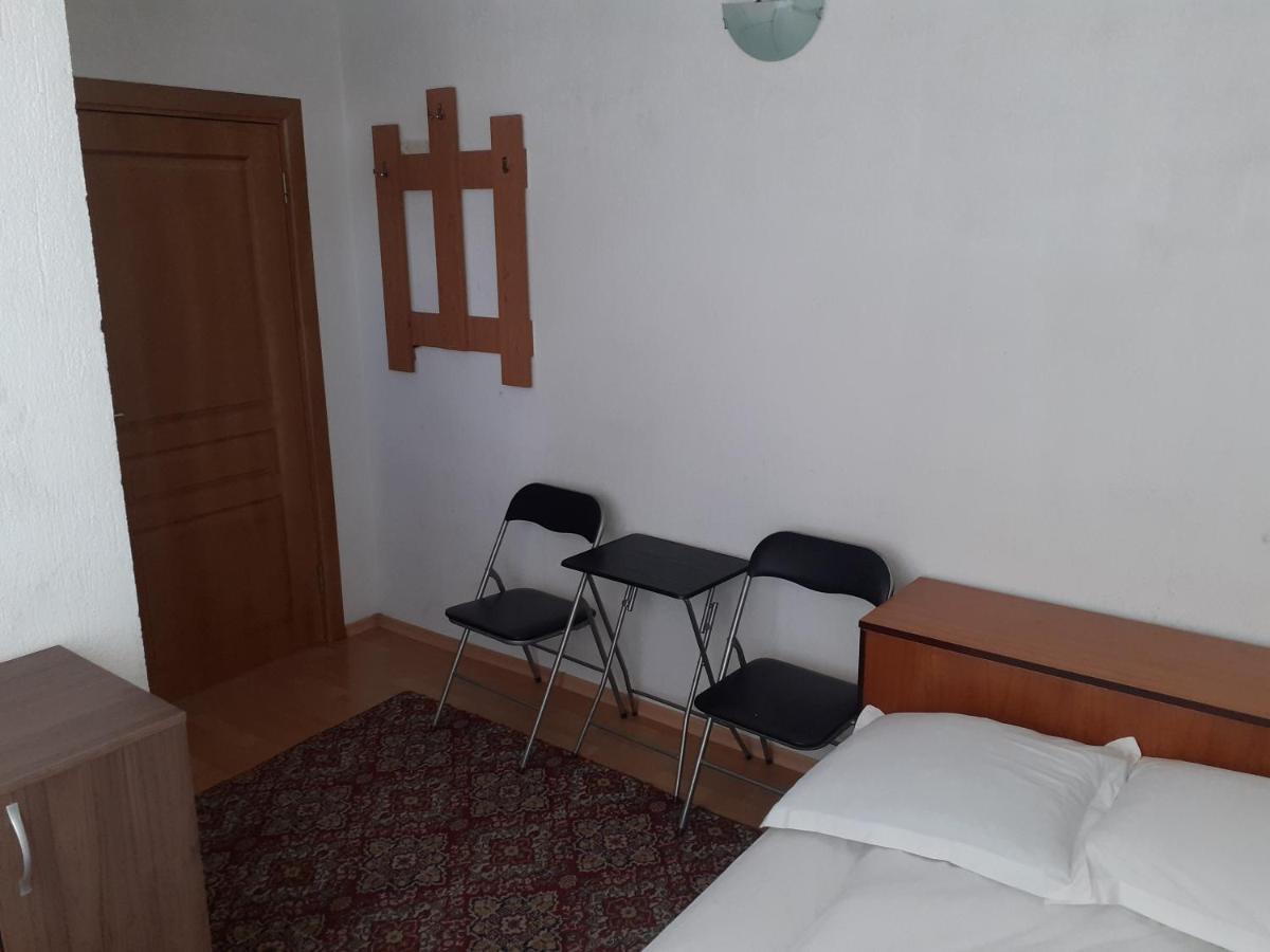 Teo'S Guest House Dospat Exterior photo